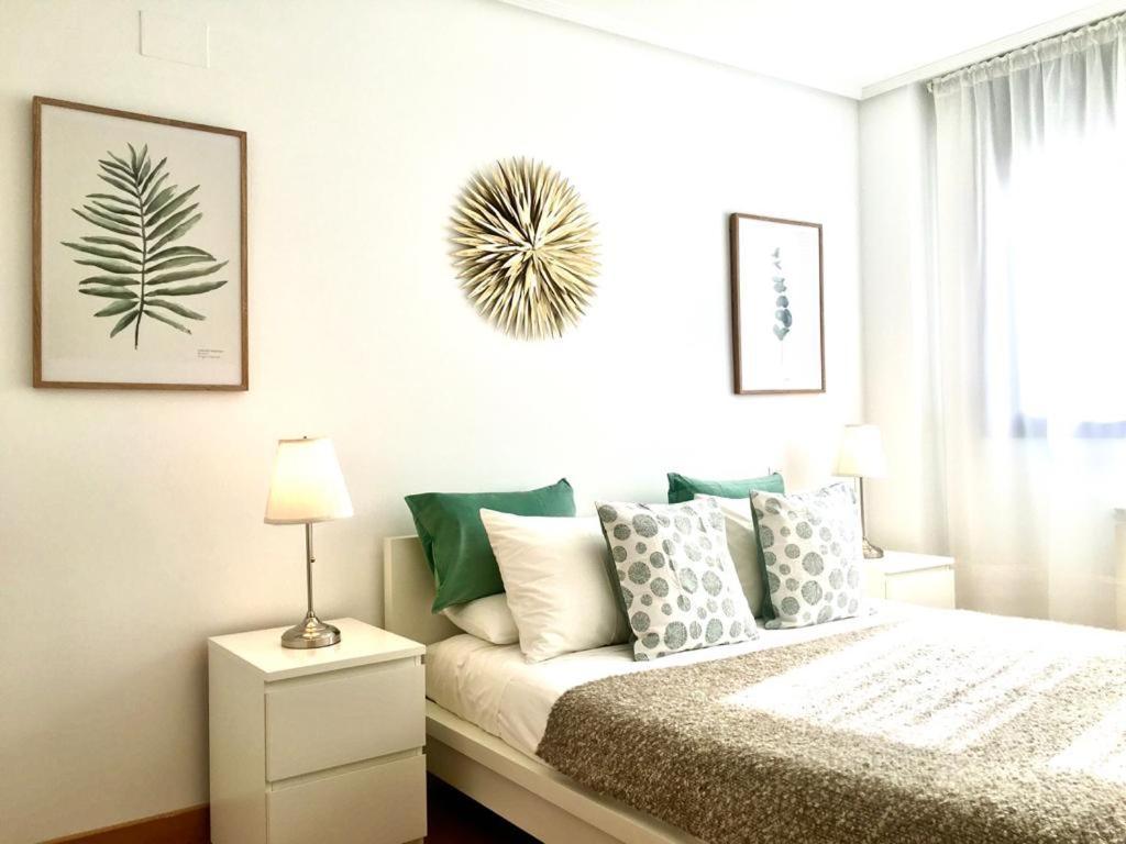 Ferienwohnung Apartamento 1 Centrico Garaje Wi-Fi Para Trabajar Castro Urdiales Exterior foto