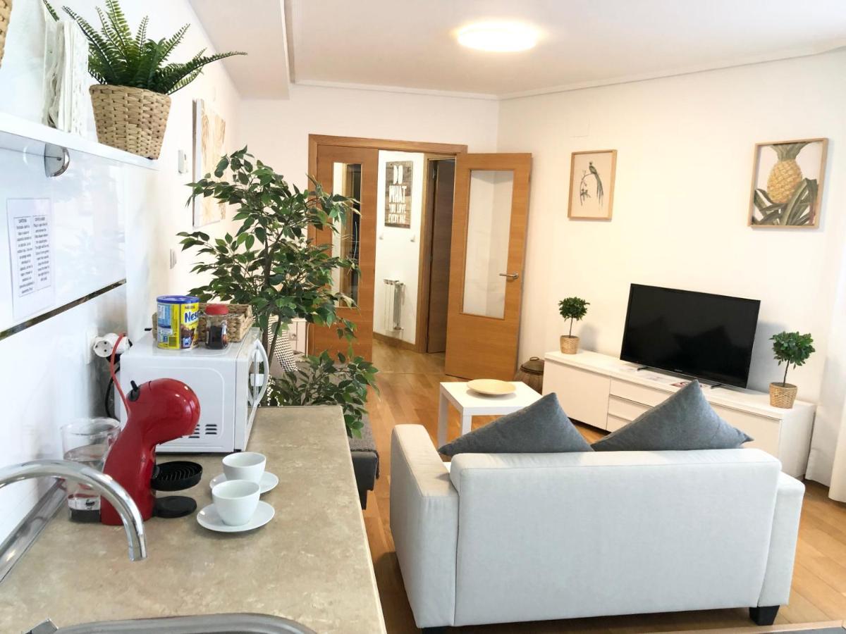 Ferienwohnung Apartamento 1 Centrico Garaje Wi-Fi Para Trabajar Castro Urdiales Exterior foto